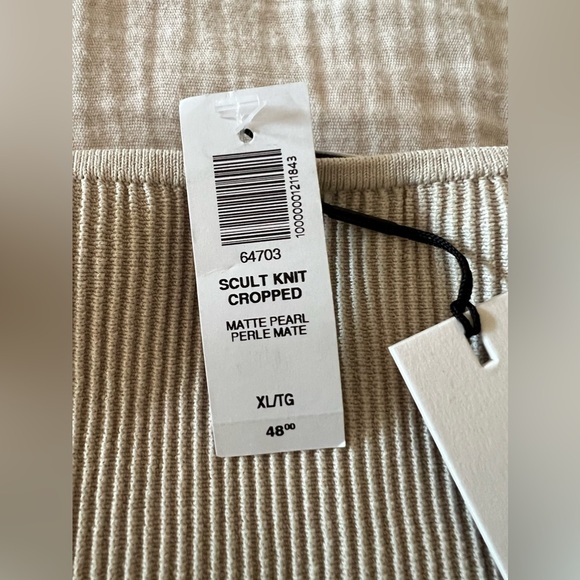 Babaton Sculpt Knit Cropped Tube Top - Picture 9 of 11